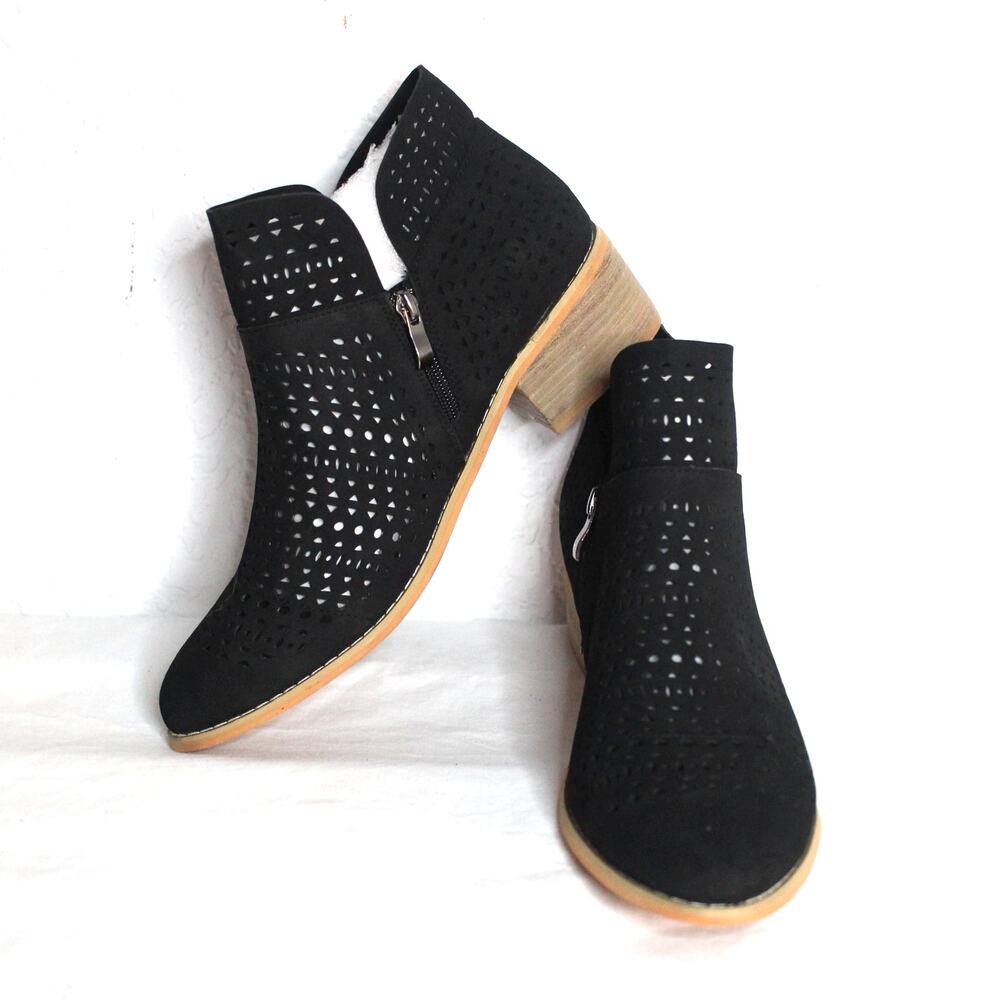 Boutique By Corkys Brier Cut-out Ankle Booties Size 11 NWOB Suede